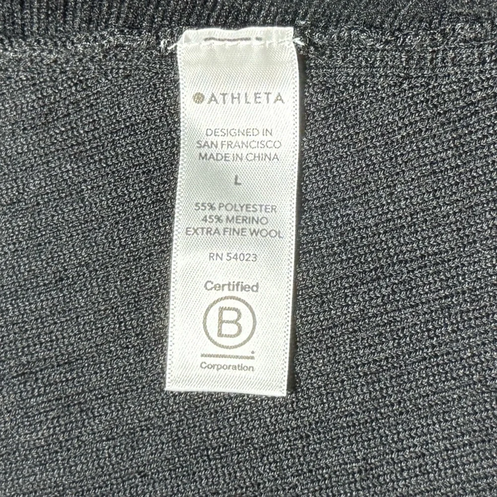 Athleta Solstice Wrap Sweater size L 599656